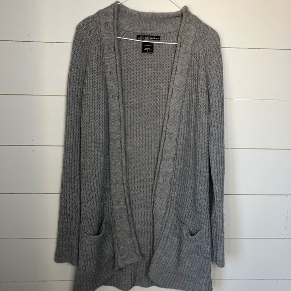 Sweaters - Thick Gray Knit Cardigan